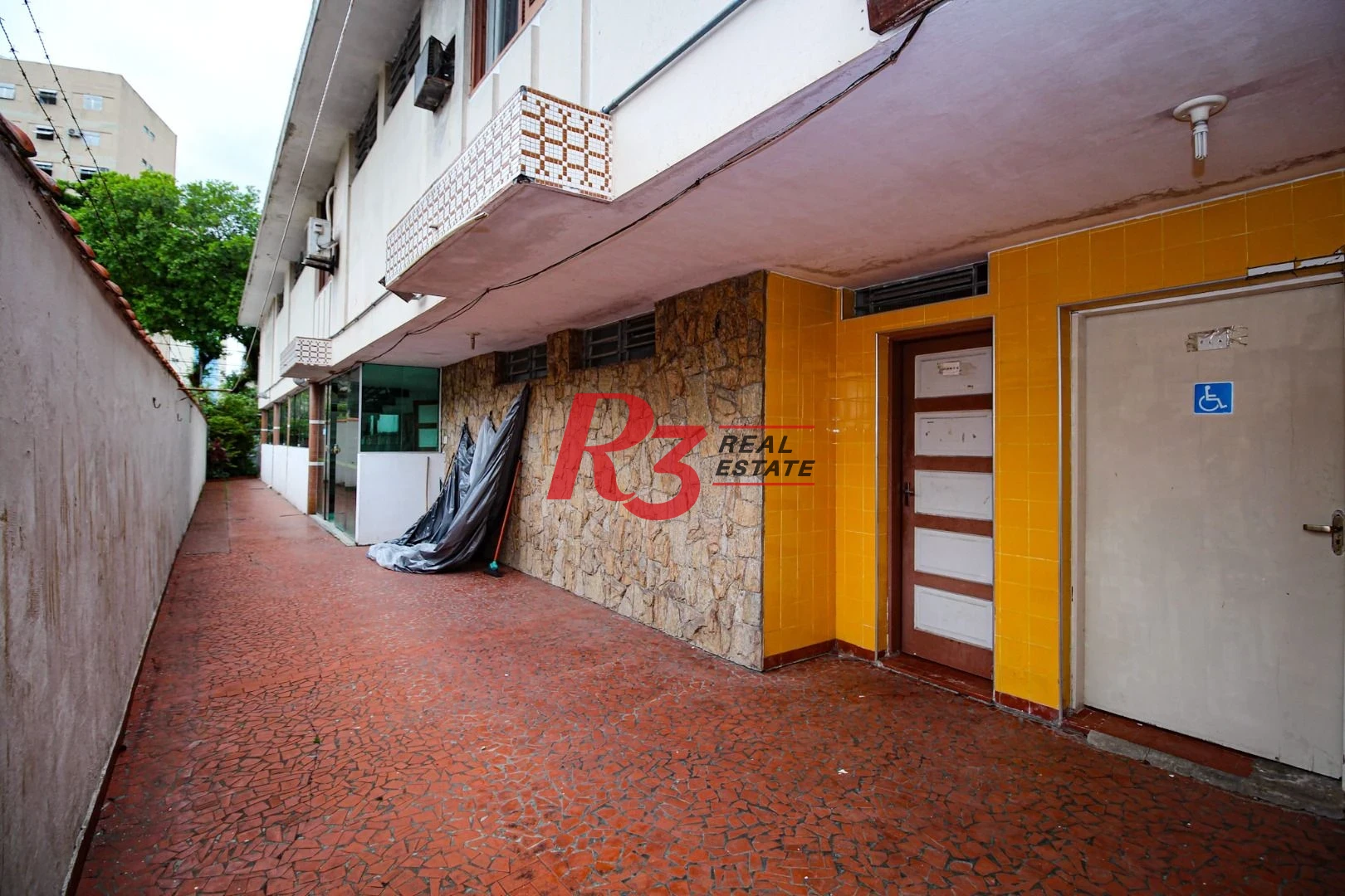 Sobrado à venda, 350 m² por R$ 1.450.000,00 - Encruzilhada - Santos/SP