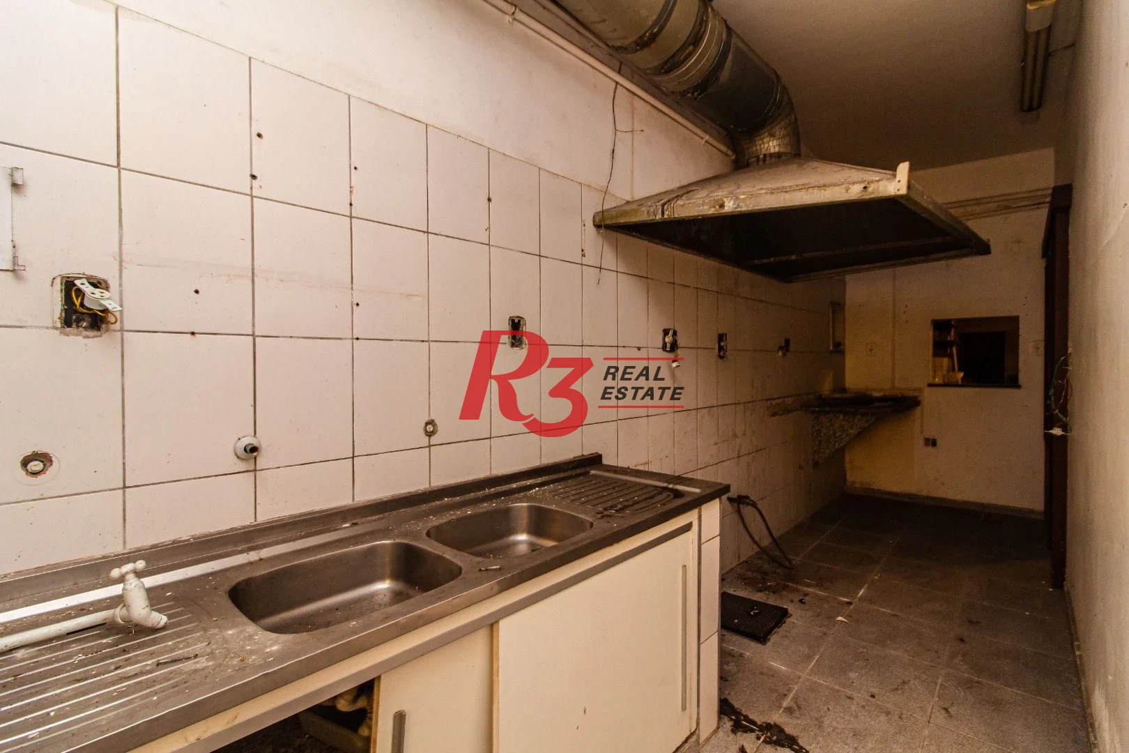 Loja para venda  com 250 m²  - Centro - Santos/SP