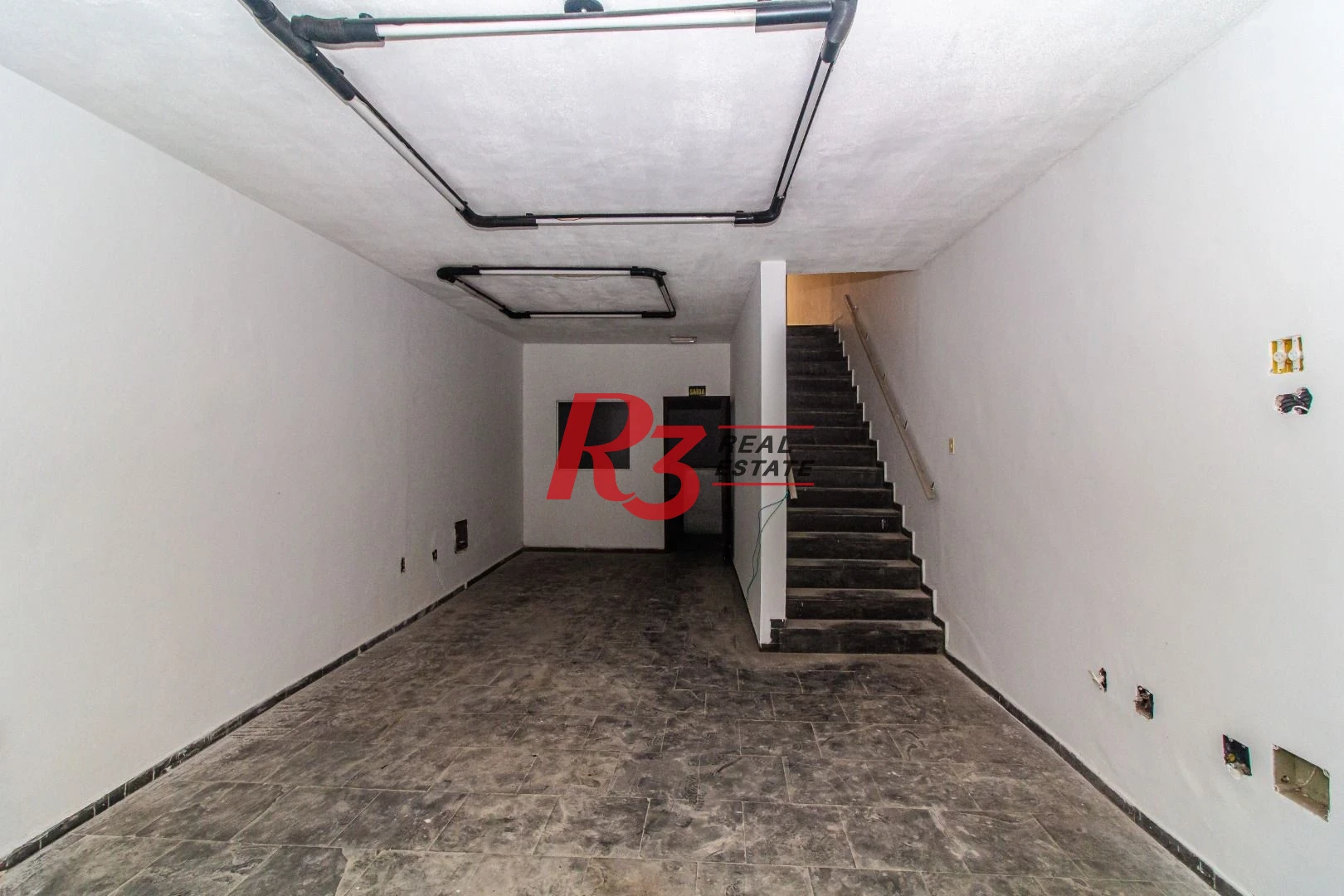 Loja para venda  com 250 m²  - Centro - Santos/SP