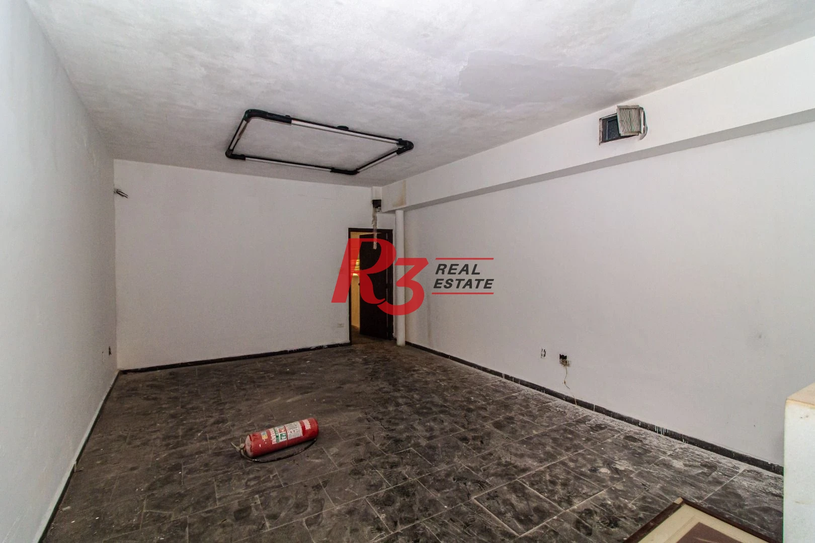 Loja para venda  com 250 m²  - Centro - Santos/SP