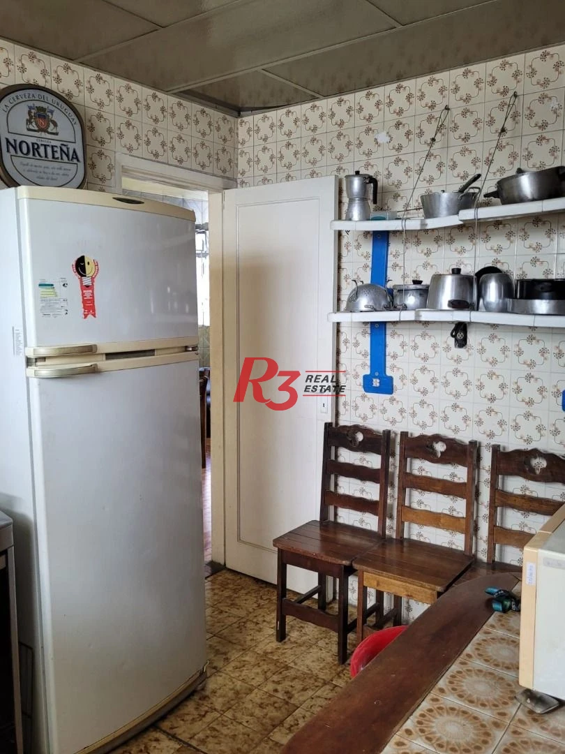 Apartamento com 2 dormitórios à venda, 85 m² por R$ 640.000,00 - Gonzaga - Santos/SP