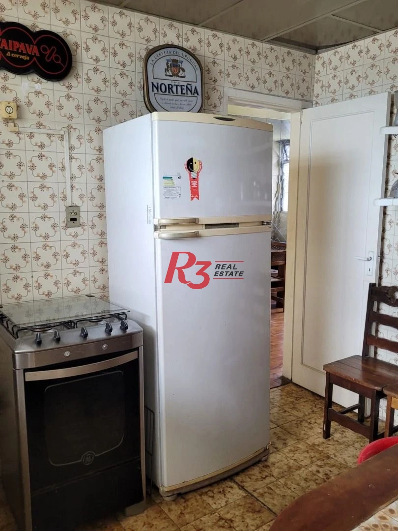Apartamento com 2 dormitórios à venda, 85 m² por R$ 640.000,00 - Gonzaga - Santos/SP