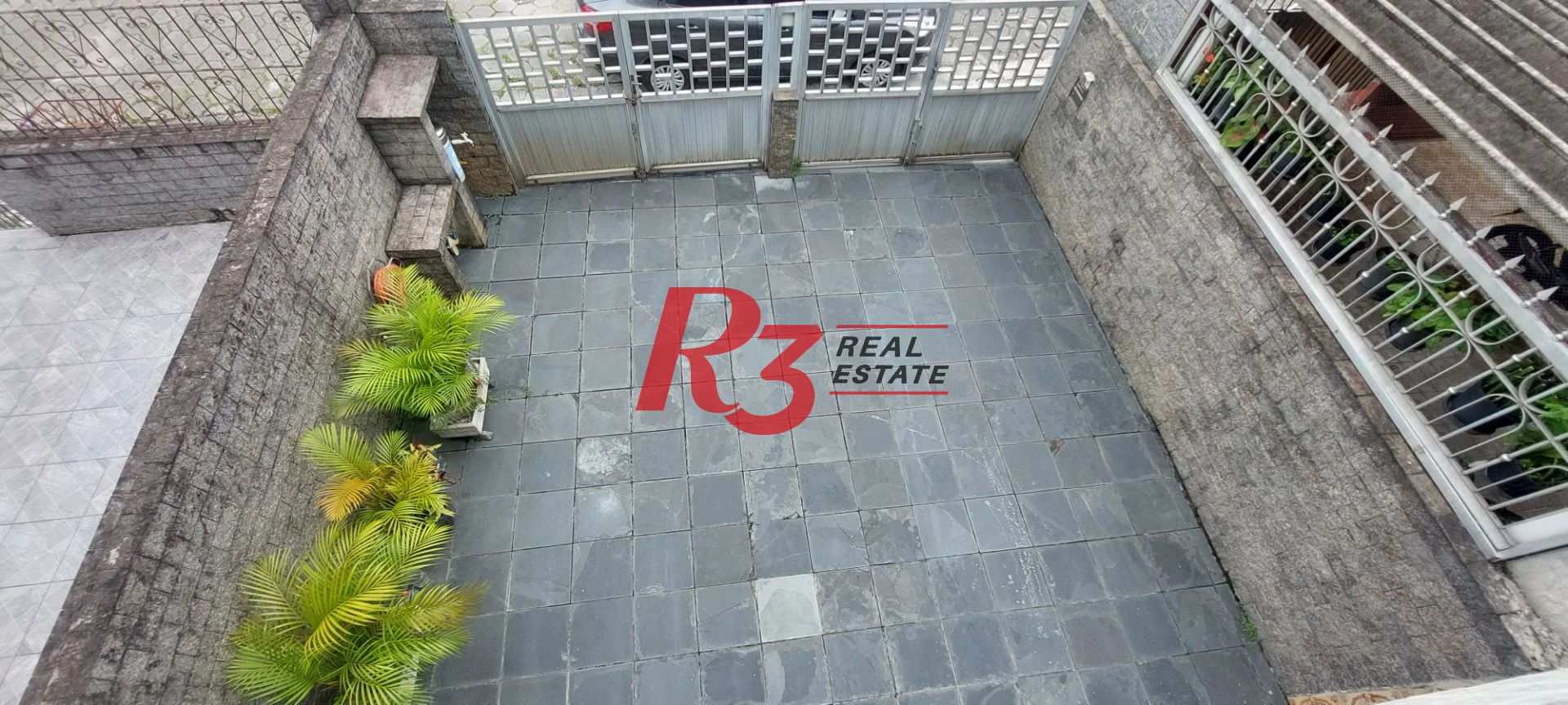 Sobrado com 3 dormitórios à venda, 160 m² - Vila Cascatinha - São Vicente/SP