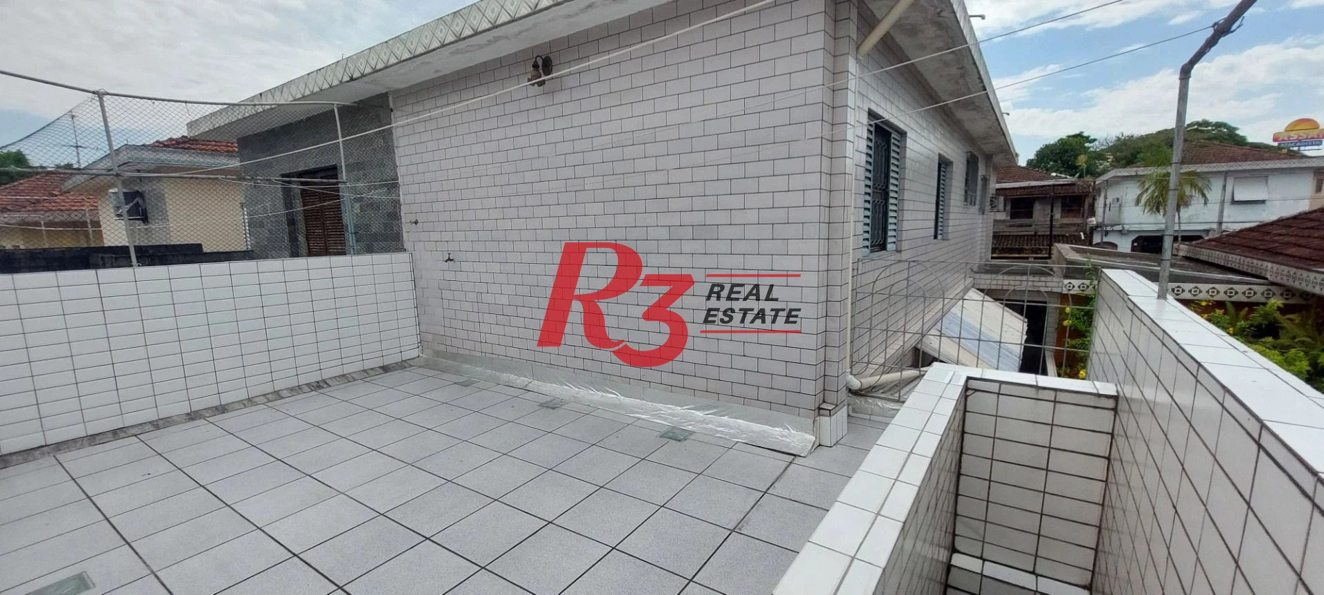 Sobrado com 3 dormitórios à venda, 160 m² - Vila Cascatinha - São Vicente/SP
