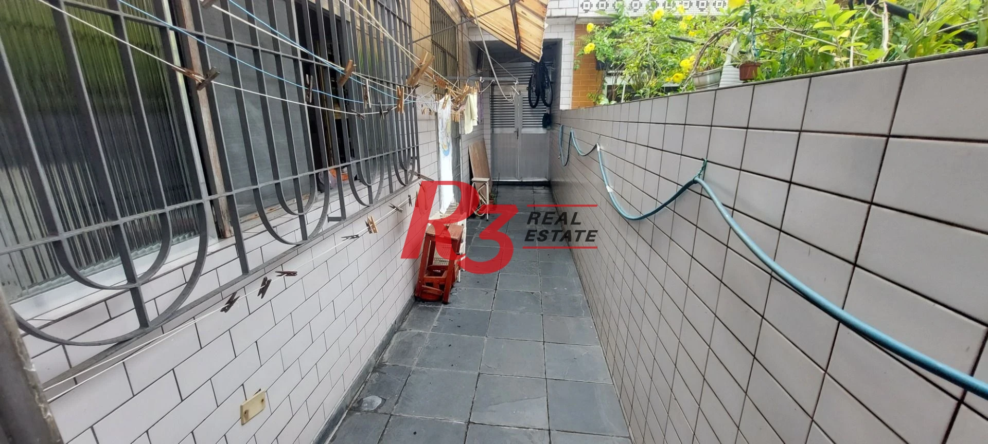 Sobrado com 3 dormitórios à venda, 160 m² - Vila Cascatinha - São Vicente/SP