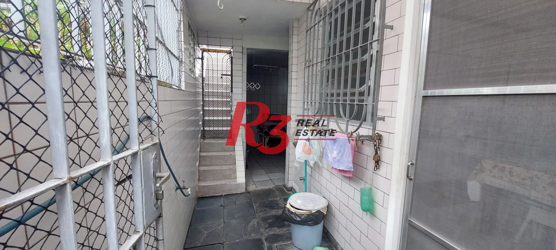 Sobrado com 3 dormitórios à venda, 160 m² - Vila Cascatinha - São Vicente/SP