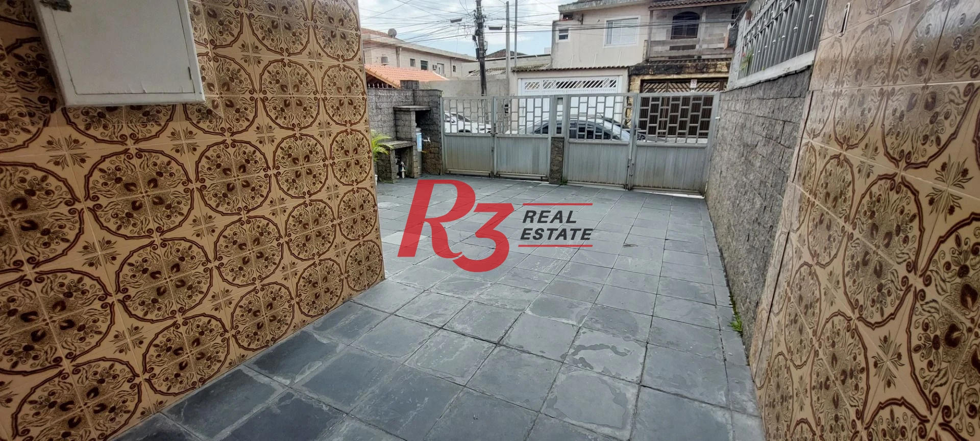 Sobrado com 3 dormitórios à venda, 160 m² - Vila Cascatinha - São Vicente/SP
