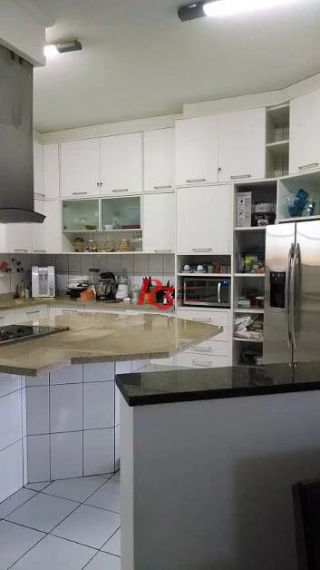 Casa com 5 dormitórios à venda, 371 m² - Balneário Praia do Pernambuco - Guarujá/SP