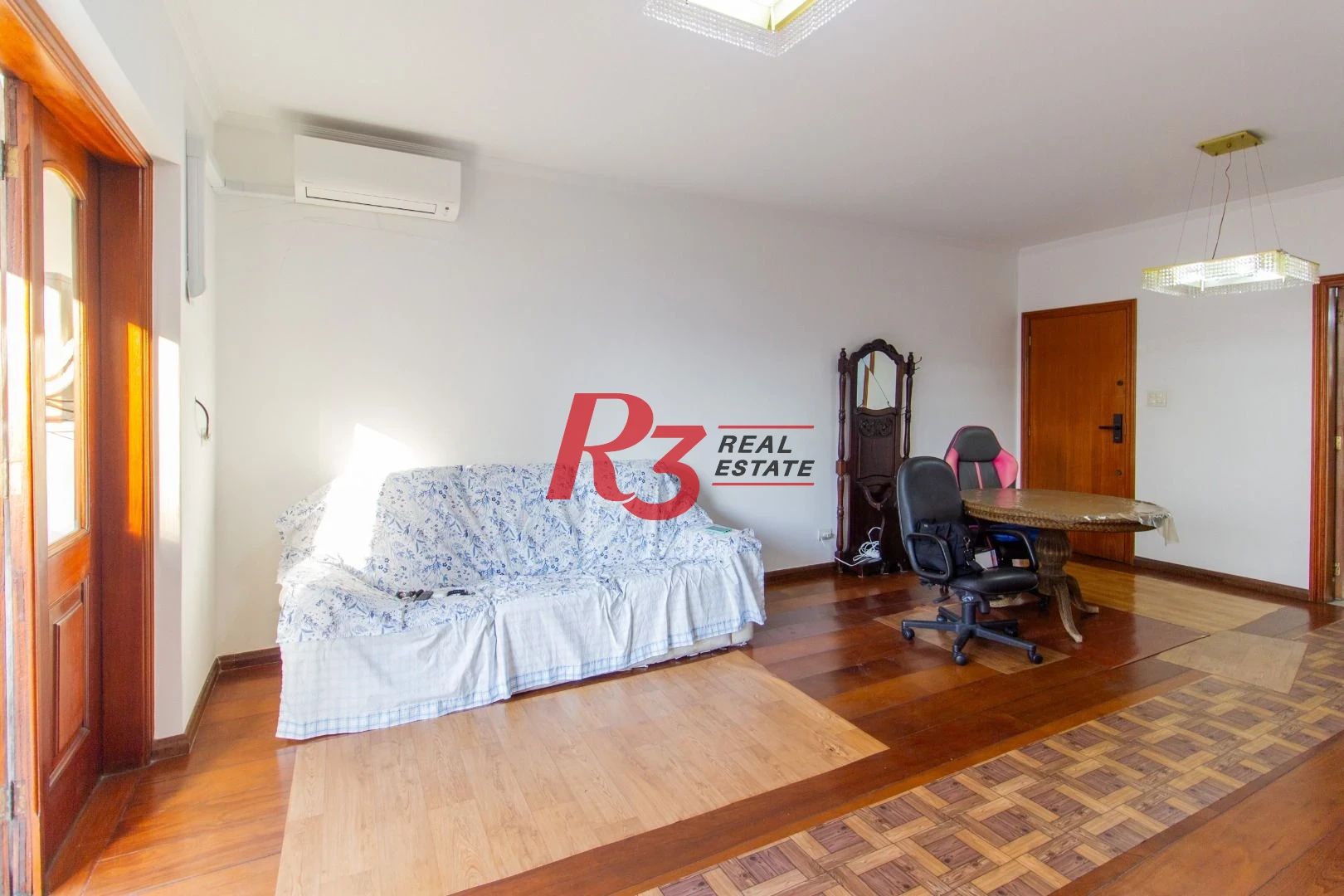 Apartamento com 4 dormitórios à venda, 150 m² - Gonzaga - Santos/SP
