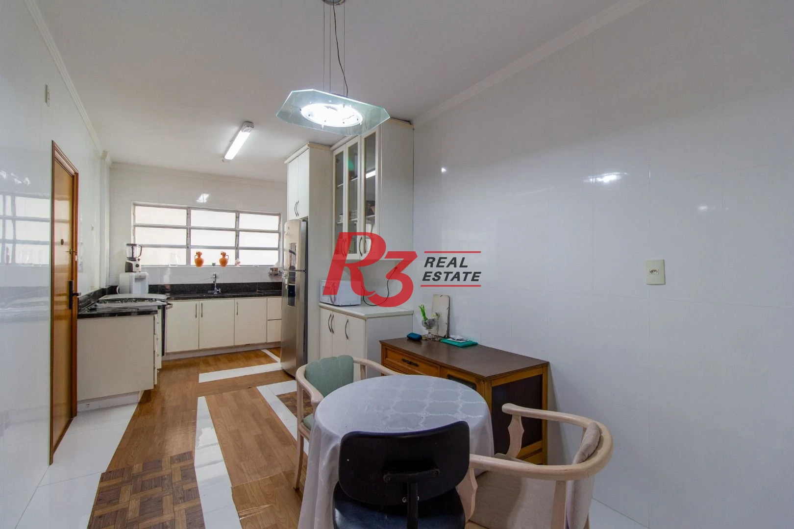 Apartamento com 4 dormitórios à venda, 150 m² - Gonzaga - Santos/SP