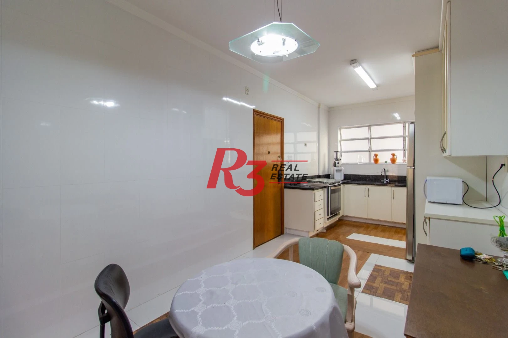 Apartamento com 4 dormitórios à venda, 150 m² - Gonzaga - Santos/SP
