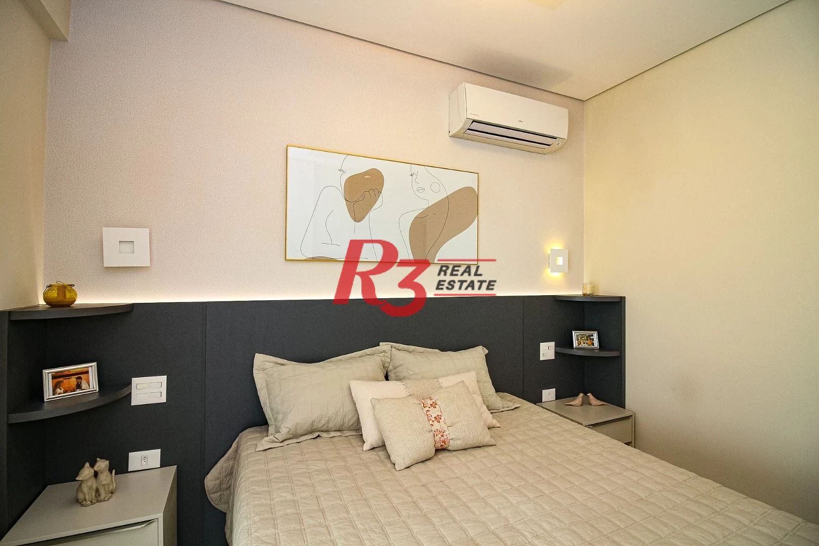 Apartamento com 3 dormitórios à venda, 170 m² por R$ 2.490.000,00 - Boqueirão - Santos/SP