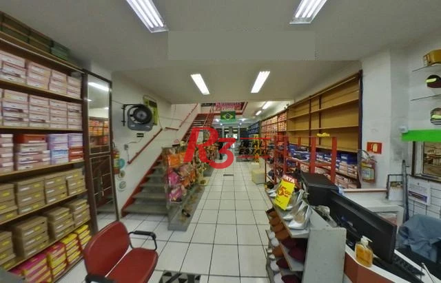 Loja de 511 mts 2 para locação no Centro de São Vicente.