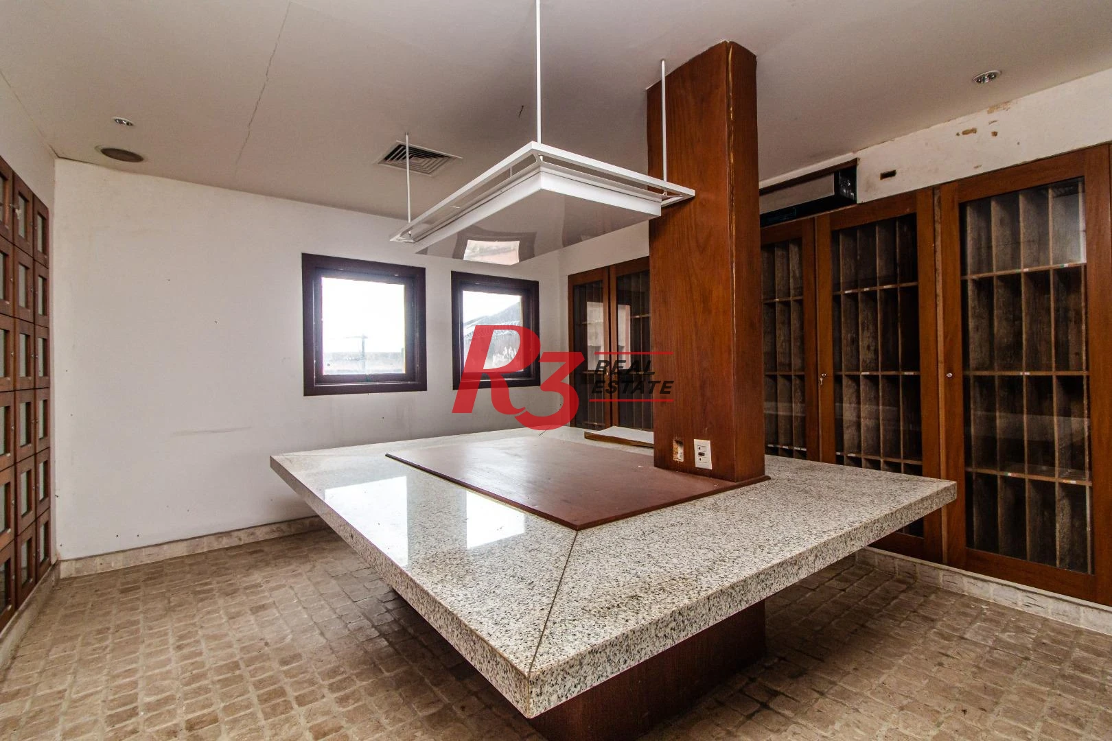Prédio, 2000 m² - venda por R$ 12.000.000,00 ou aluguel por R$ 70.000,00/mês - Centro - Santos/SP