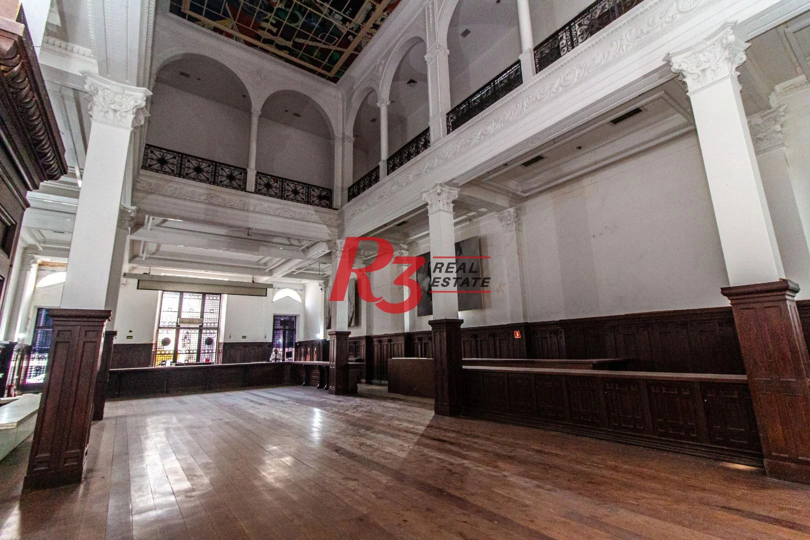 Prédio, 2000 m² - venda por R$ 12.000.000,00 ou aluguel por R$ 70.000,00/mês - Centro - Santos/SP