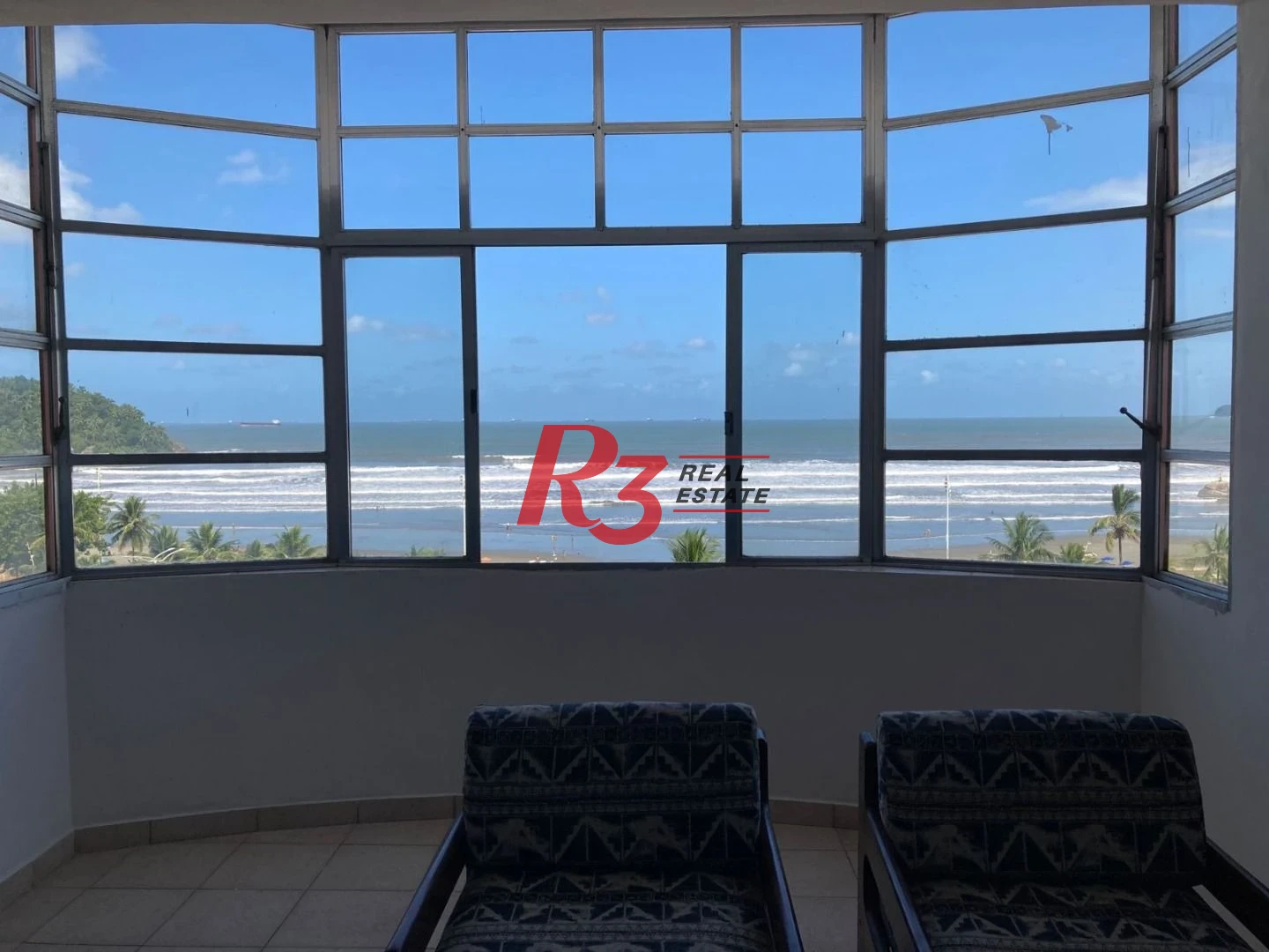Apartamento com 3 dormitórios à venda, 110 m² por R$ 380.000,00 - Itararé - São Vicente/SP