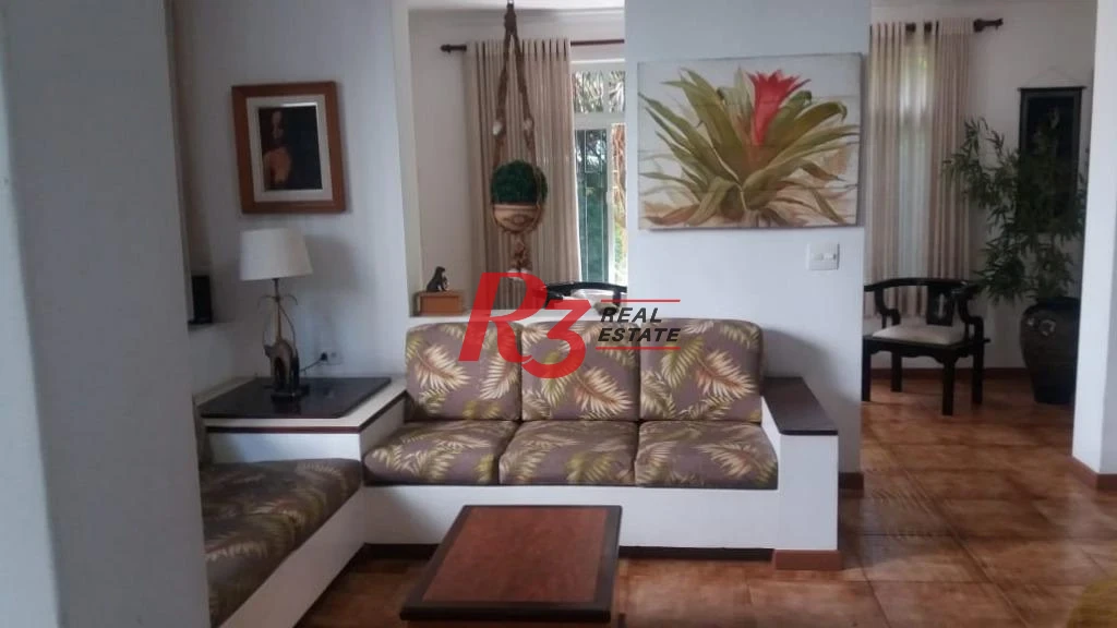 Sobrado com 3 dormitórios à venda, 275 m² - Embaré - Santos/SP