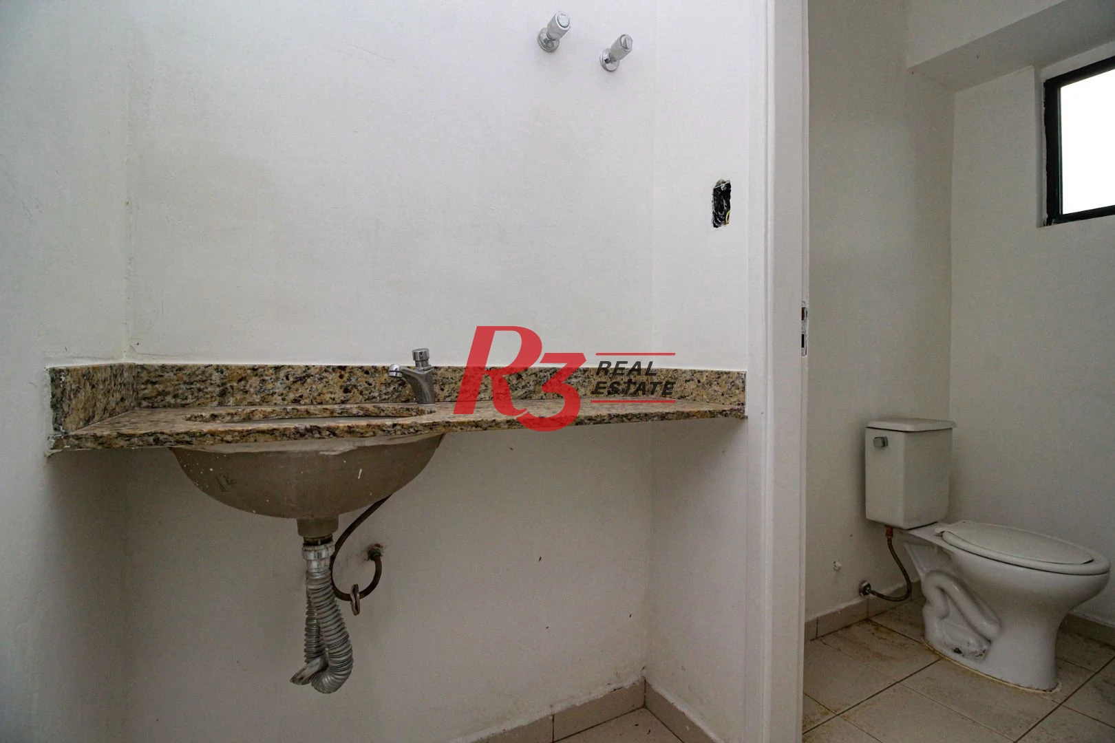 Sala para alugar, 65 m² - Centro - Santos/SP