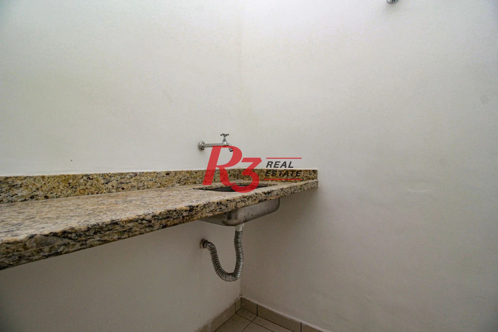 Sala para alugar, 65 m² - Centro - Santos/SP