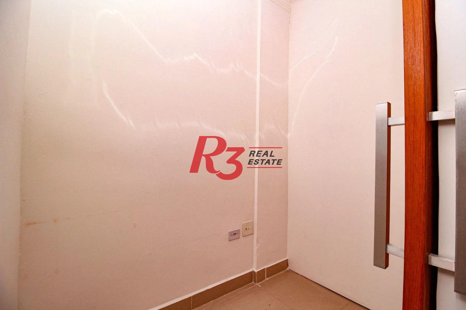 Sala para alugar, 65 m² - Centro - Santos/SP