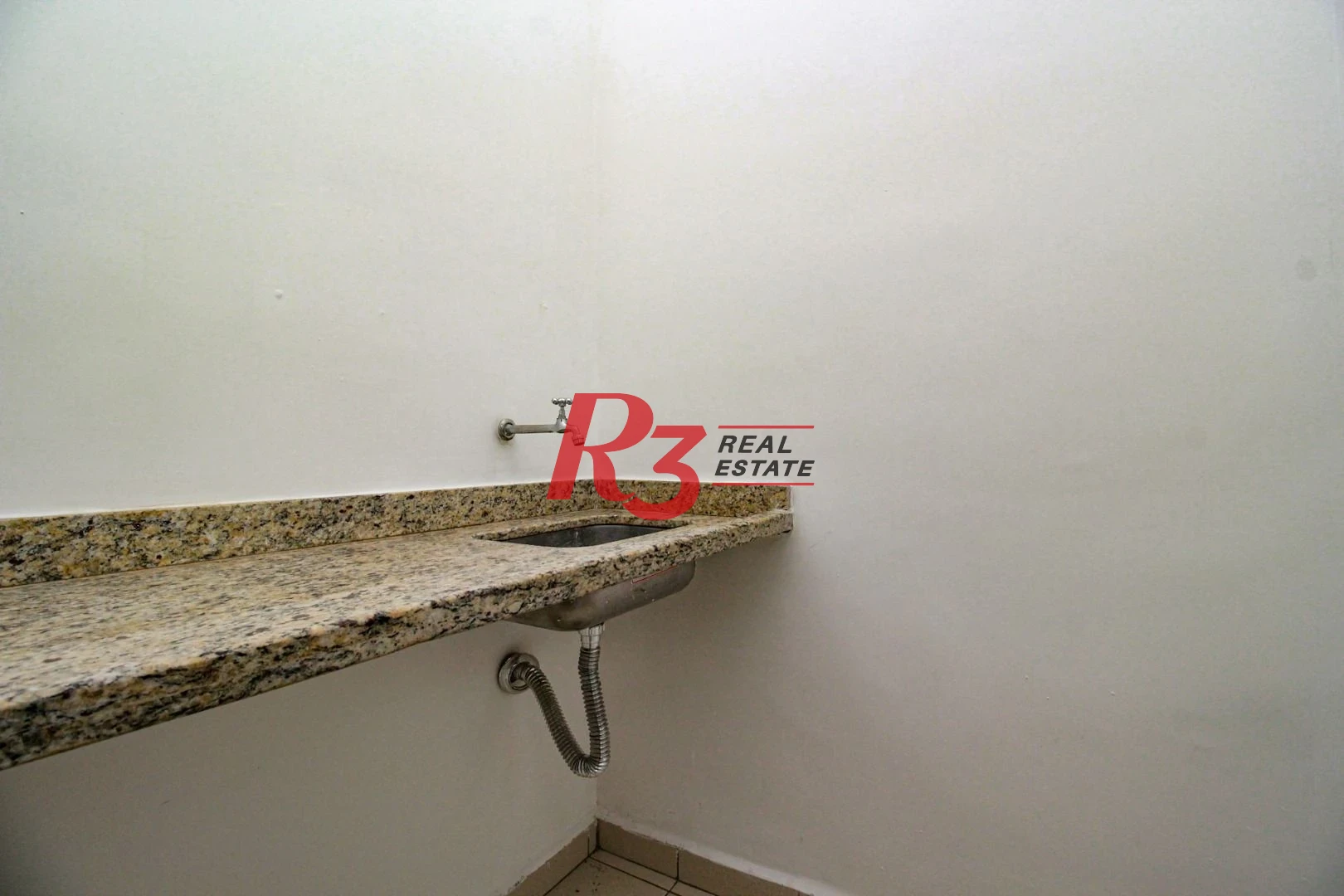 Sala para alugar, 90 m²  - Centro - Santos/SP