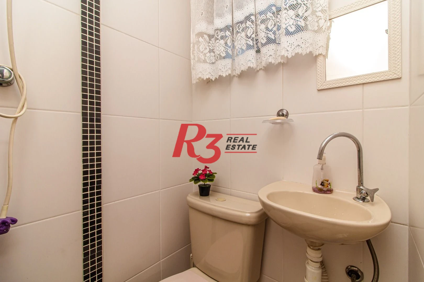 Sobrado à venda, 140 m² por R$ 730.000,00 - Estuário - Santos/SP