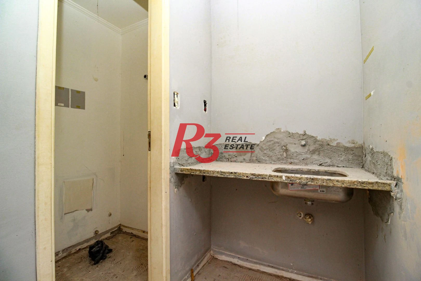 Sala para alugar, 75 m² - Centro - Santos/SP