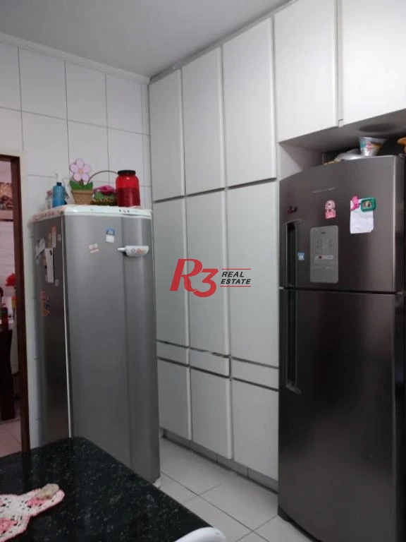 Sobrado com 3 dormitórios à venda, 163 m² por R$ 1.042.000,00 - Marapé - Santos/SP