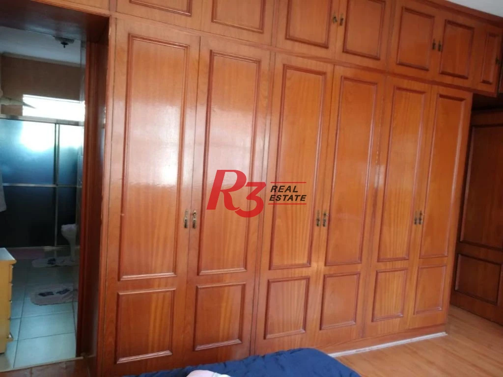 Sobrado com 3 dormitórios à venda, 163 m² por R$ 1.042.000,00 - Marapé - Santos/SP
