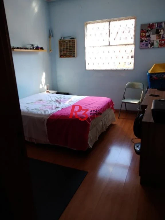 Sobrado com 3 dormitórios à venda, 163 m² por R$ 1.042.000,00 - Marapé - Santos/SP