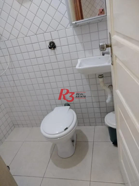 Sobrado com 3 dormitórios à venda, 163 m² por R$ 1.042.000,00 - Marapé - Santos/SP