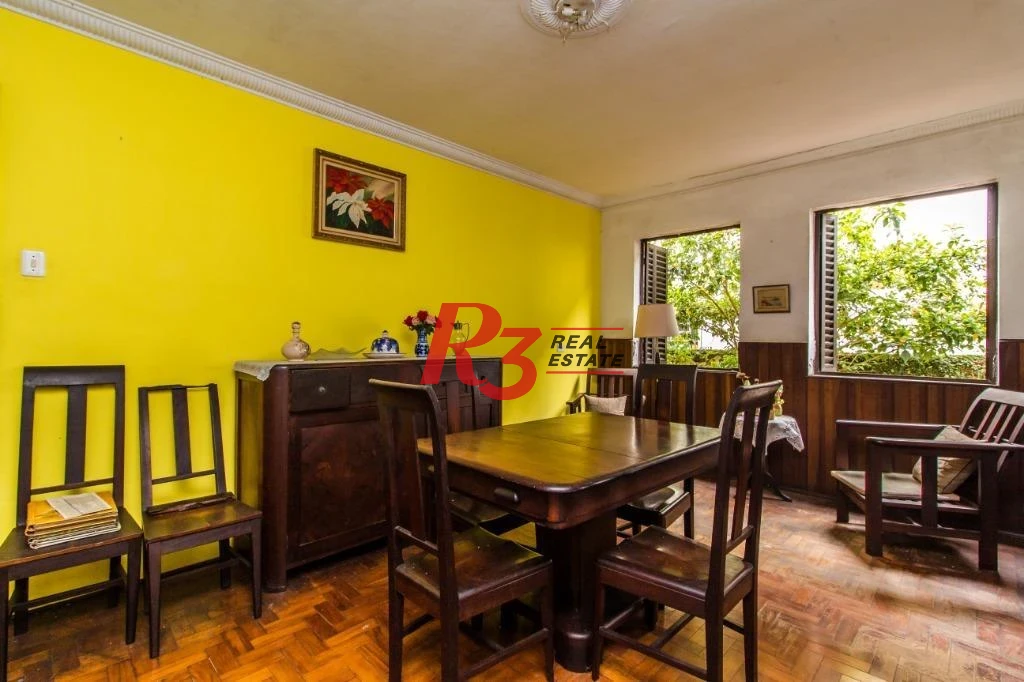 Sobrado com 3 dormitórios à venda, 218 m² - Itararé - São Vicente/SP