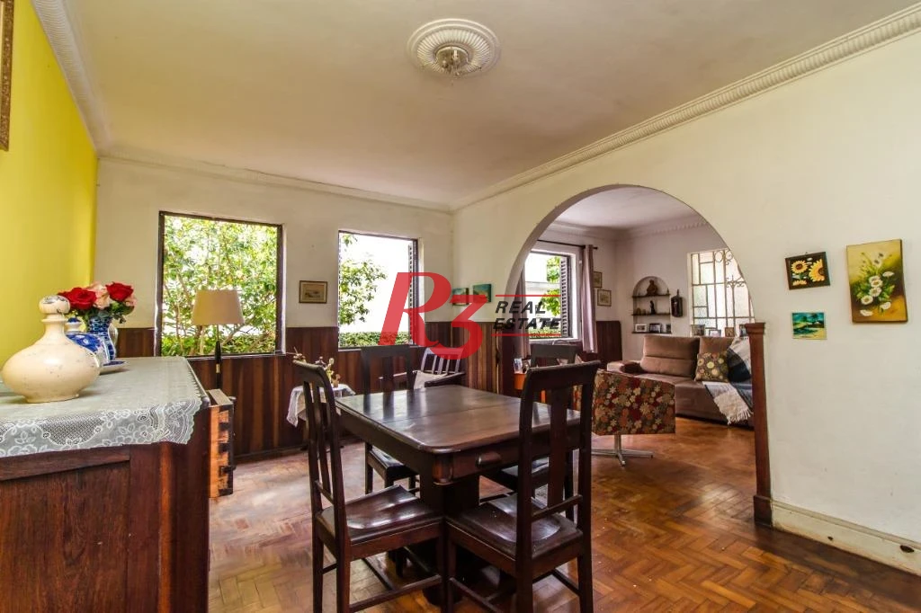Sobrado com 3 dormitórios à venda, 218 m² - Itararé - São Vicente/SP