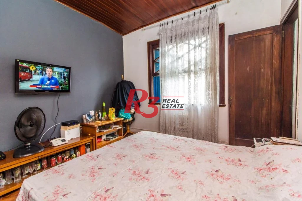 Sobrado com 3 dormitórios à venda, 218 m² - Itararé - São Vicente/SP