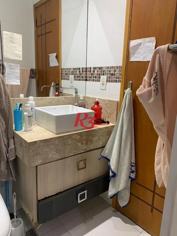 Sobrado com 4 dormitórios à venda, 195 m² - Centro - São Vicente/SP
