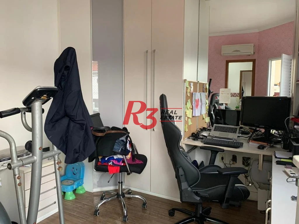 Sobrado com 4 dormitórios à venda, 195 m² - Centro - São Vicente/SP