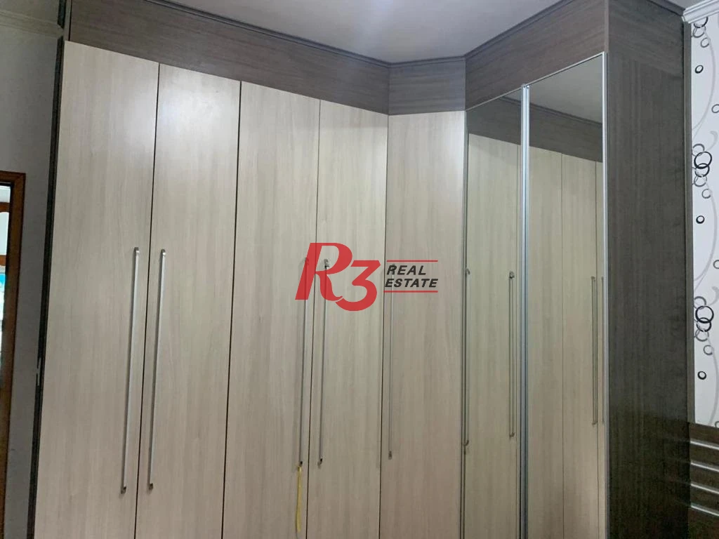 Sobrado com 4 dormitórios à venda, 195 m² - Centro - São Vicente/SP