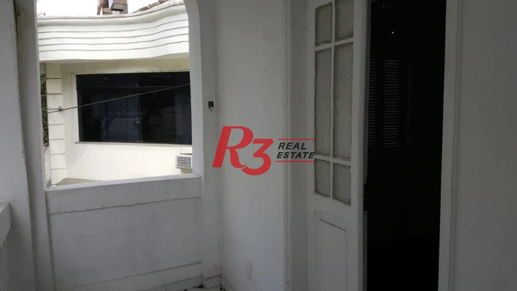 Casa com 4 dormitórios, 164 m² - venda - Gonzaga - Santos/SP