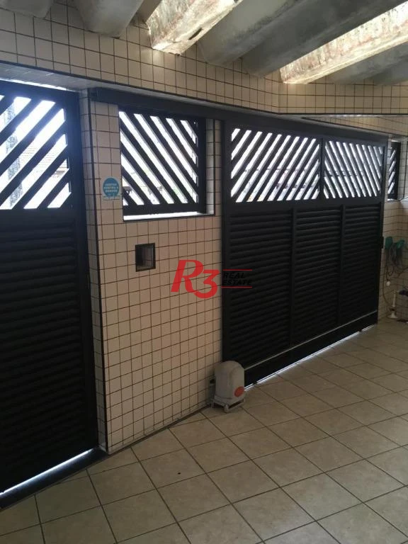 Casa com 3 dormitórios à venda, 199 m² por R$ 650.000,00 - Vila Cascatinha - São Vicente/SP