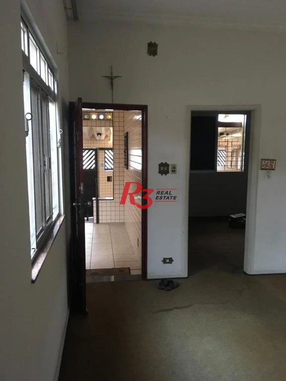 Casa com 3 dormitórios à venda, 199 m² por R$ 650.000,00 - Vila Cascatinha - São Vicente/SP