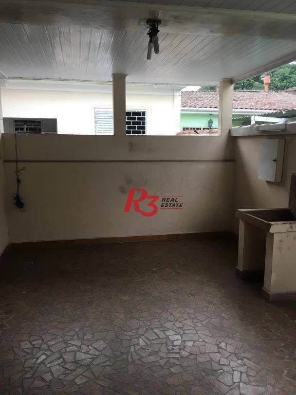 Casa com 3 dormitórios à venda, 199 m² por R$ 650.000,00 - Vila Cascatinha - São Vicente/SP