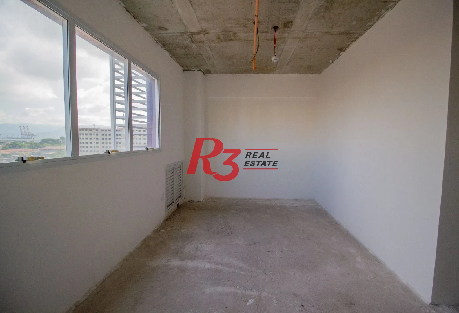 Sala à venda, 35 m² por R$ 332.690,00 - Ponta da Praia - Santos/SP