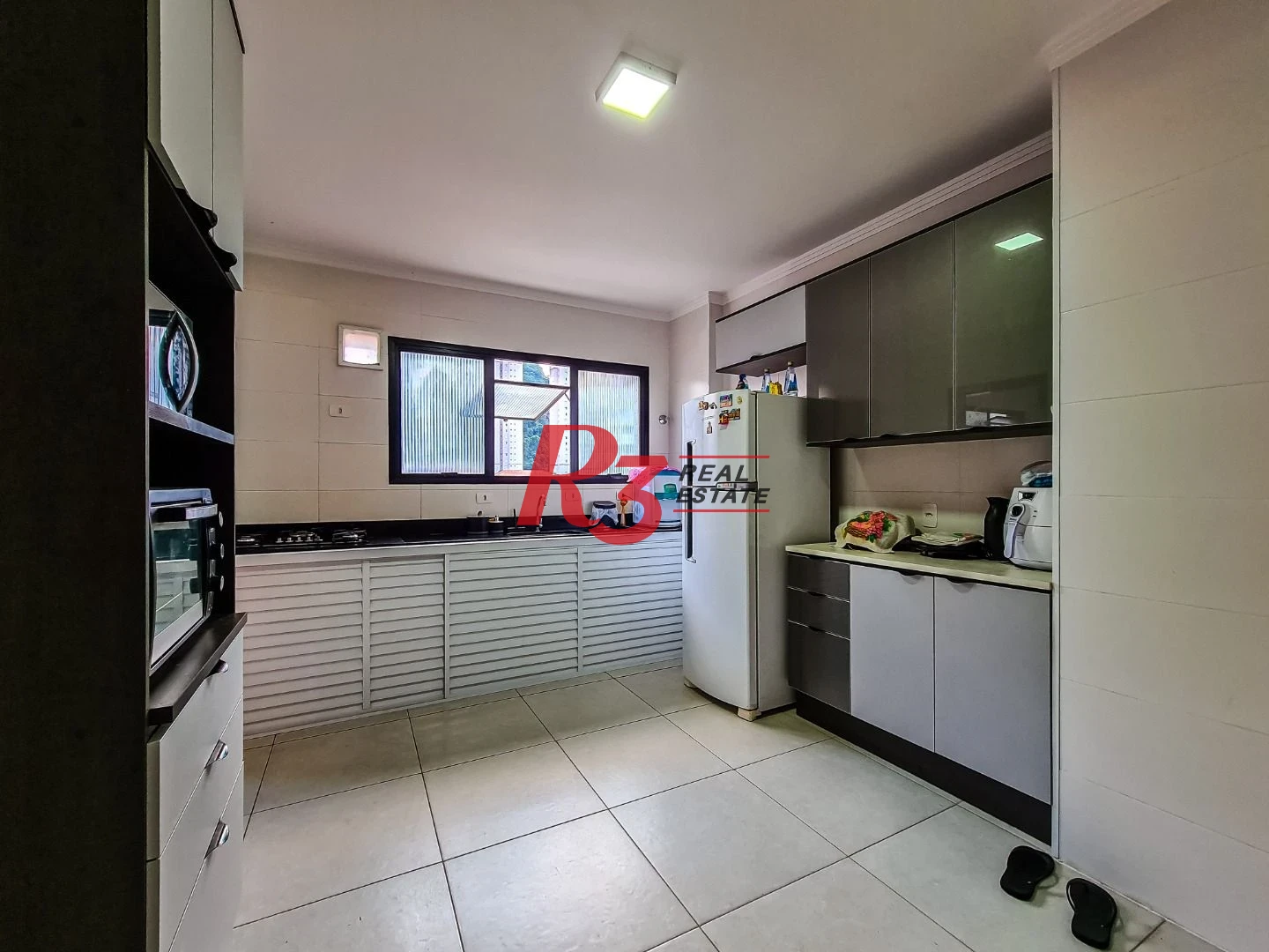 Apartamento com 3 dormitórios à venda, 130 m² por R$ 620.000,00 - Marapé - Santos/SP