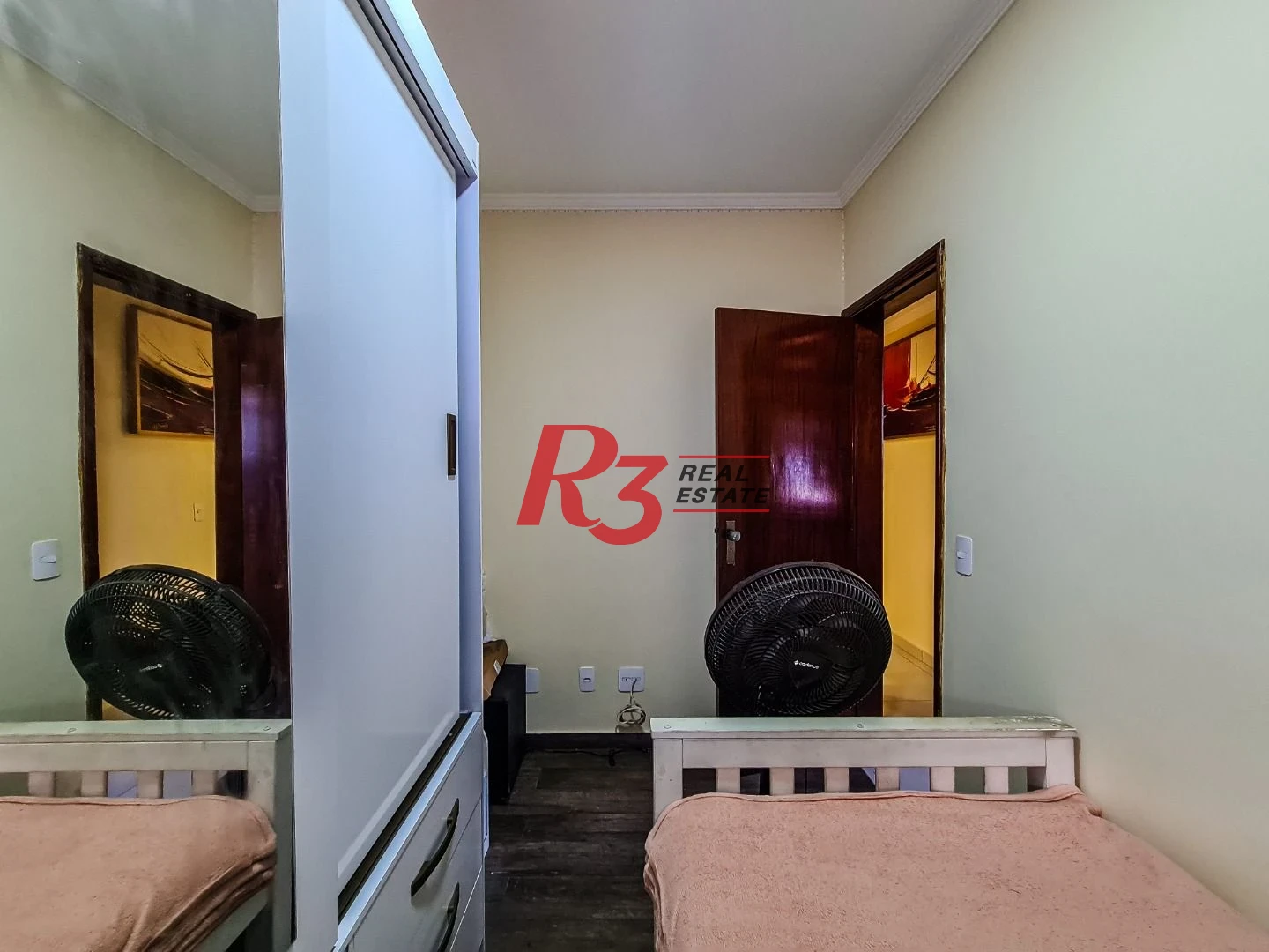 Apartamento com 3 dormitórios à venda, 130 m² por R$ 620.000,00 - Marapé - Santos/SP