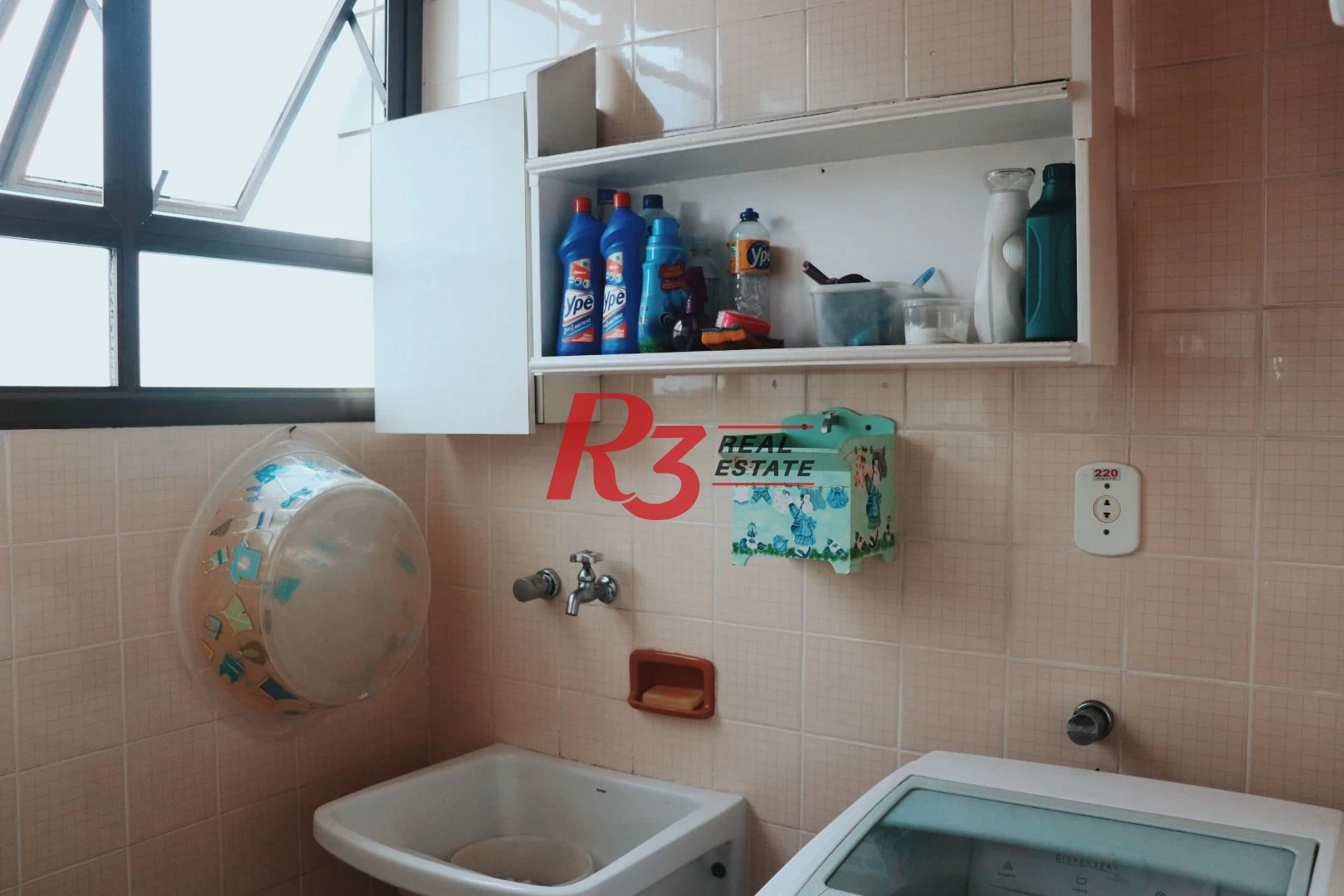 Apartamento com 2 dormitórios à venda, 58 m² por R$ 360.000,00 - Centro - São Vicente/SP
