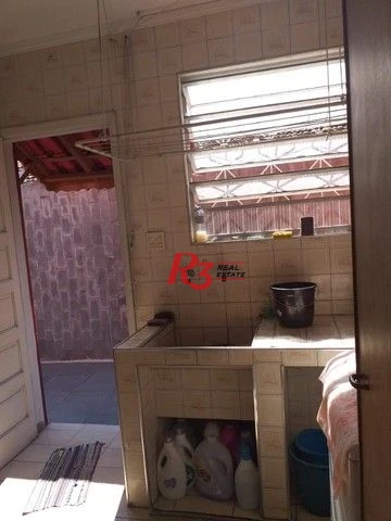 Sobrado com 3 dormitórios a venda na Vila Cascatinha.