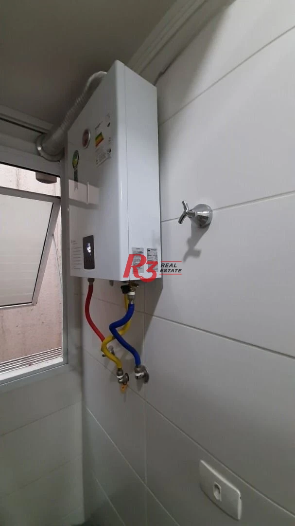 Casa triplex a venda, com 90 m², garagem fechada, 2 suítes, no Estuário, em Santos SP