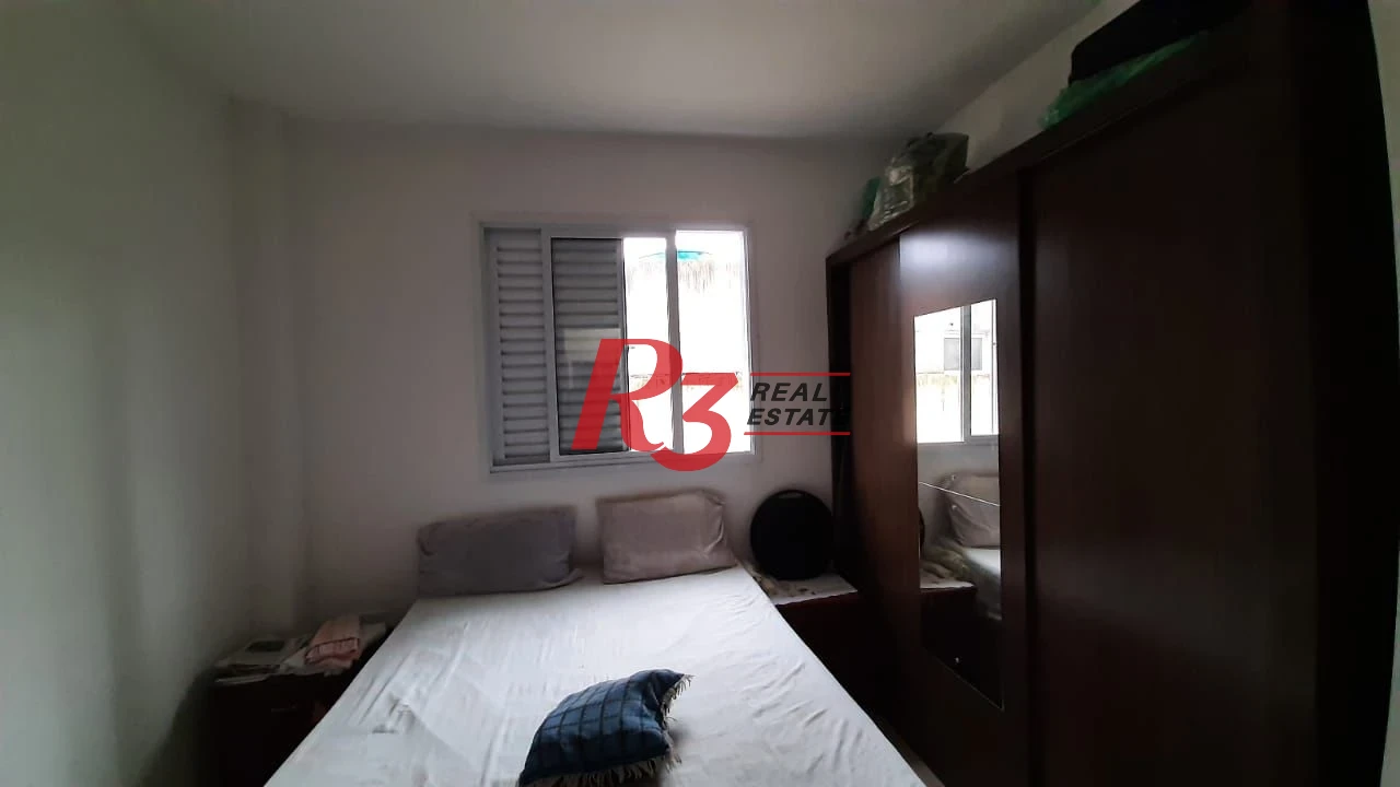 Casa triplex a venda, com 90 m², garagem fechada, 2 suítes, no Estuário, em Santos SP