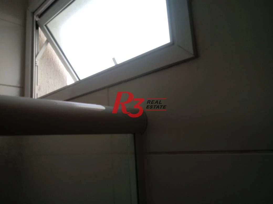 Casa triplex a venda, com 90 m², garagem fechada, 2 suítes, no Estuário, em Santos SP