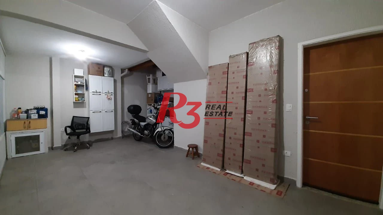 Casa triplex a venda, com 90 m², garagem fechada, 2 suítes, no Estuário, em Santos SP